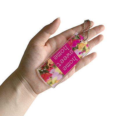 インパクト大!リュックのチャームにしやすいサイズ