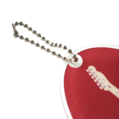 軽くてかさばりにくいボールチェーン付き