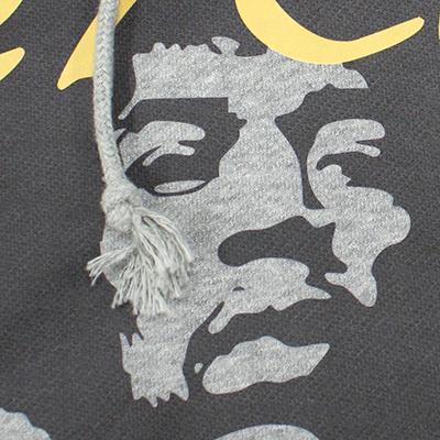 裏に白引きが入るので明るい色もクッキリ