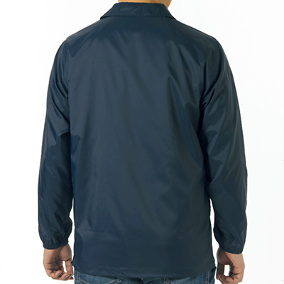 背中には切替しの縫い目等は入っていません