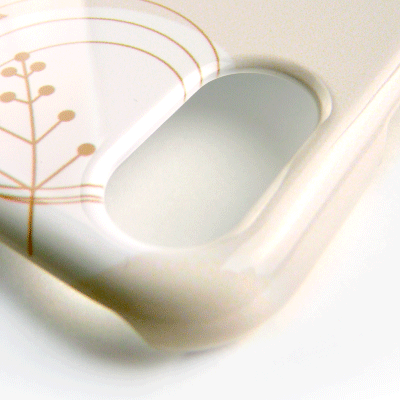 カメラ穴の付近もきれいにプリントします