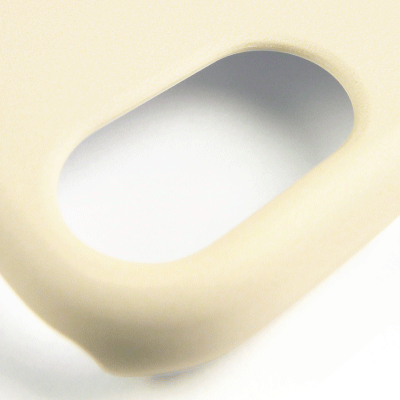 カメラ穴の付近もきれいにプリントします