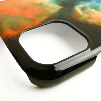 カメラ穴の付近もきれいにプリントします