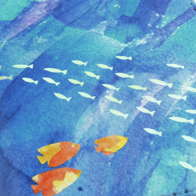 鮮やかなフルカラー