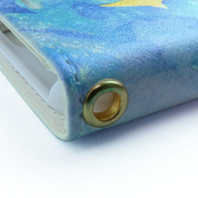 鳩目のストラップ