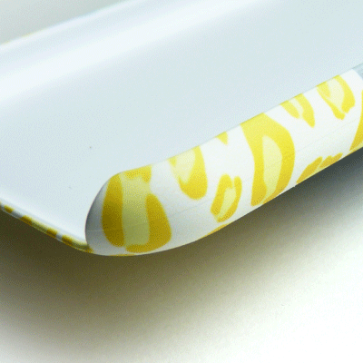 側面や角のプリントは若干ぼやける場合がございます