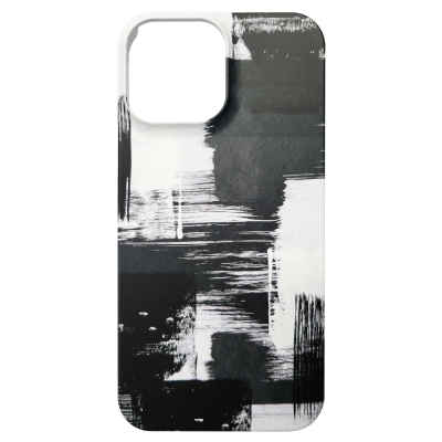 落ち着いた風合いのマット加工ケース