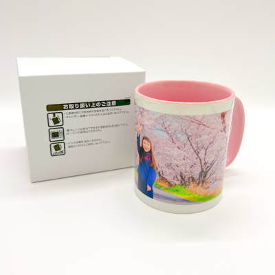 1点ずつ箱に梱包してお届けします（裏面に取扱い説明付き）