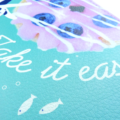 鮮やかなフルカラー