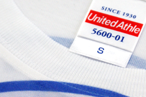 United Athleの5600-015.5オンス ドライ コットンタッチ Tシャツ
